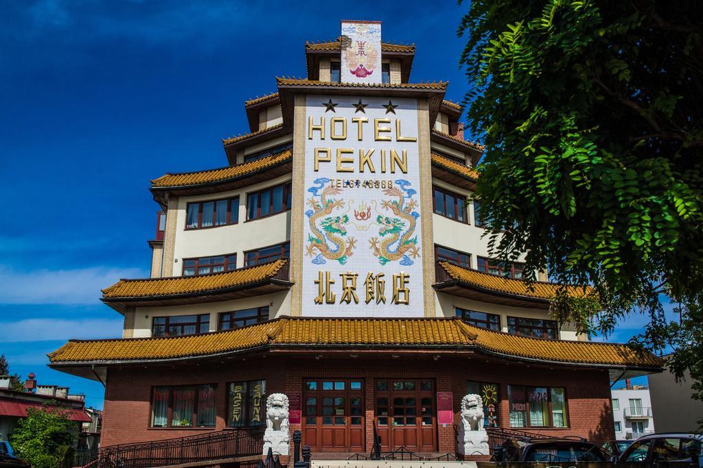 Hotel Pekin Wladyslawowo Exterior photo